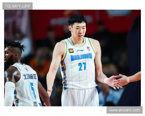 周琦连续吃T被驱逐 球迷怒喊黑哨引发裁判公正性热议 周琦连续吃T被驱逐 球迷怒喊黑哨引发裁判公正性热议